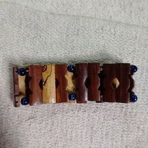 Brown 🟤 🤎 wood 🪵🪓 blue 💙🔵 beaded stretch bracelet